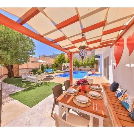Nergiz Villa