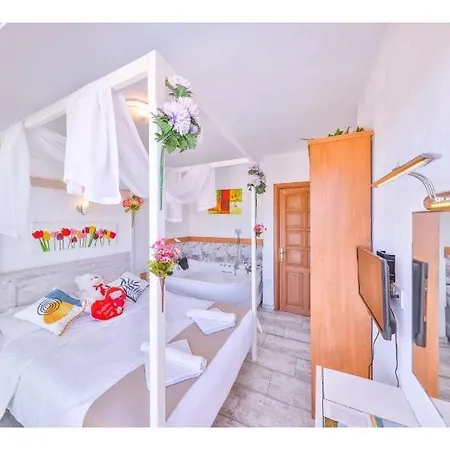 Nergiz Villa Kas