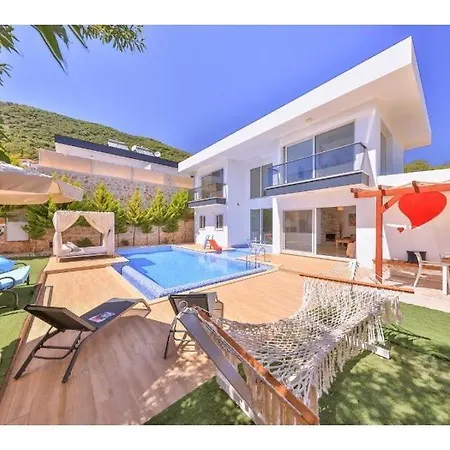 Nergiz Villa Kas